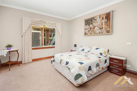 Perfect Entertainer-s Home With Pool - Accommodation NT 1