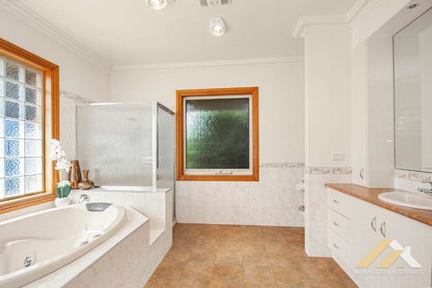 Perfect Entertainer-s Home With Pool - Accommodation NT 2