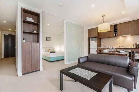 Perfect Position - Accommodation NT 1