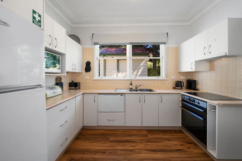 Pine Lodge - Accommodation NT 2