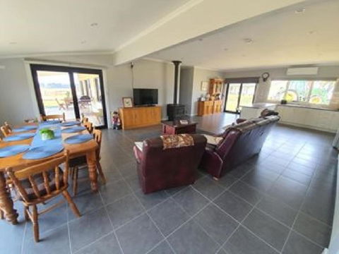 Pleasant Hill BnB - NT Tourism 3