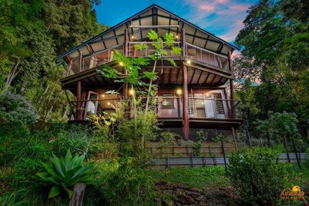 Pole Home In Paradise @ Kuranda - Accommodation NT 0