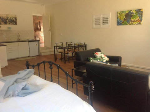 Port Elliot Rural Retreat - Accommodation NT 2