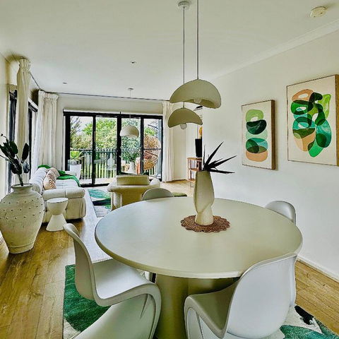 Position Perfection- Mornington - Accommodation NT 0