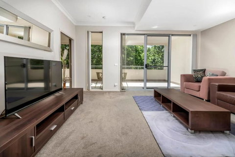 Quiet Apartment In Braddon ACT - Accommodation NT 3