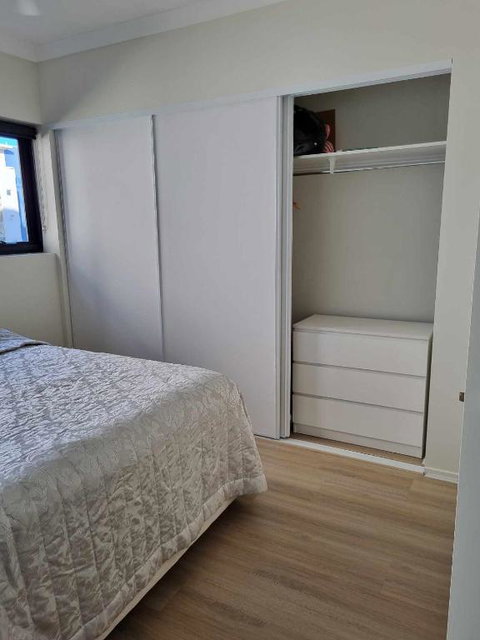 Private Bedroom And Bathroom In A Shared Apartment - Accommodation NT 1