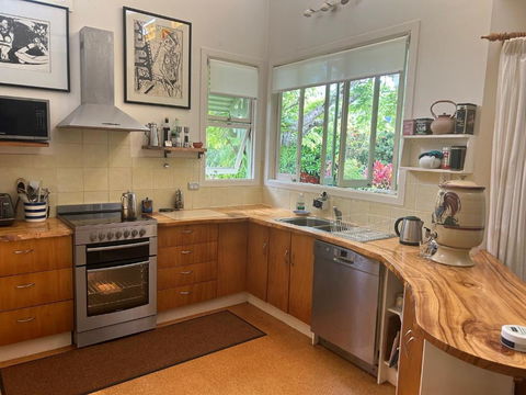 Pottsville Beach House - Accommodation NT 1