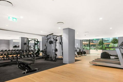 Premium 3Bed Luxury With Infinity Pool & Gym - NT Tourism 2