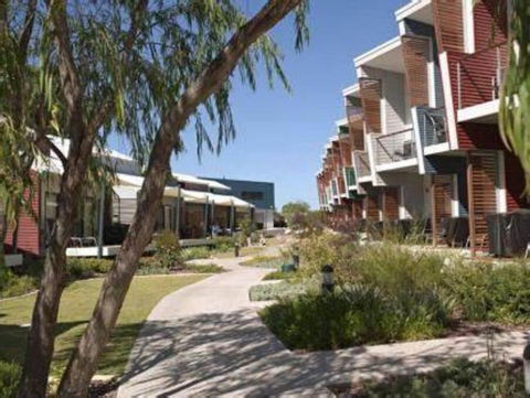 Preston Beach Retreat - Apt 7 - NT Tourism 3