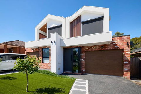 Preston Lux House 5 Bed 5 Bath - NT Tourism 2