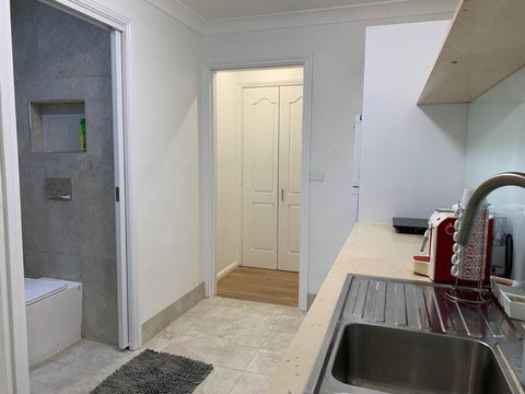 Private 1 Bedroom Apartment Near Beach And Shops - Accommodation NT 1