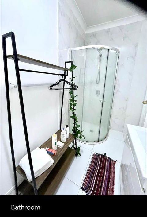 Private Entry Studio Room With Bathroom And Kitchen - NT Tourism 1