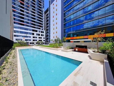 Private Bedroom & Bathroom In Shared Inner Brisbane Apartment - Accommodation NT 0