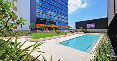 Private Bedroom & Bathroom In Shared Inner Brisbane Apartment - Accommodation NT 1
