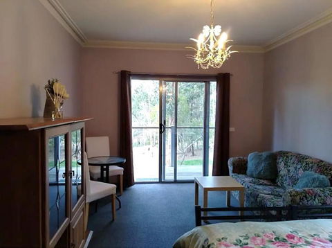 Purple House - Corner Spa, Views And Wildlife - Accommodation NT 3
