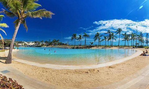 QCWA Cheerful Cottage - Airlie Beach - Accommodation NT 3