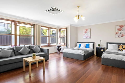Quadruple Room W Ensuite In Gordon Near Train & Bus - Accommodation NT 0