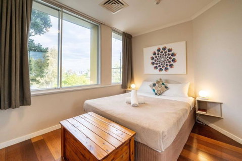 Quaint Auchenflower 1B1B Apt W Parking Close To UQ - Accommodation NT 0