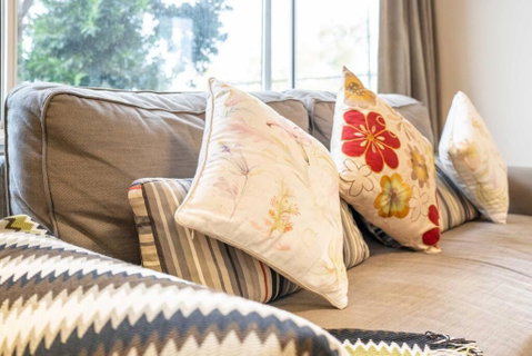 Quaint Auchenflower 1B1B Apt W Parking Close To UQ - Accommodation NT 1
