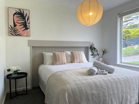 Quarry House - Bright And Renovated! - Accommodation NT 2