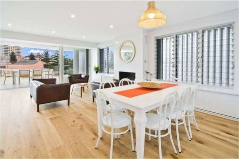 Queenscliff Penthouse - Beachfront - Accommodation NT 3