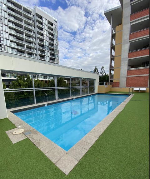 Quiet 1 Bedroom Apartment W Pool And, Walk To QUT - Accommodation NT 0