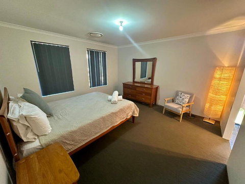 Quiet Busselton Retreat - Accommodation NT 1