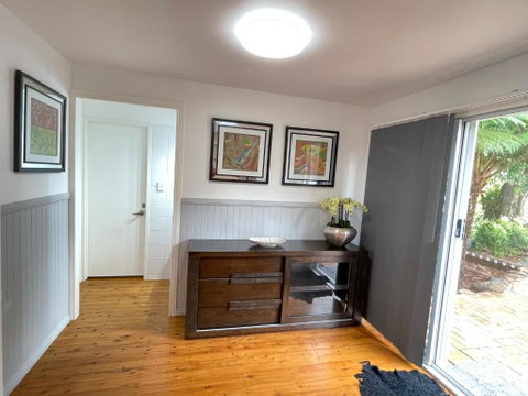 Quiet, Cozy And Calm 3 Bedroom House. - Accommodation NT 1