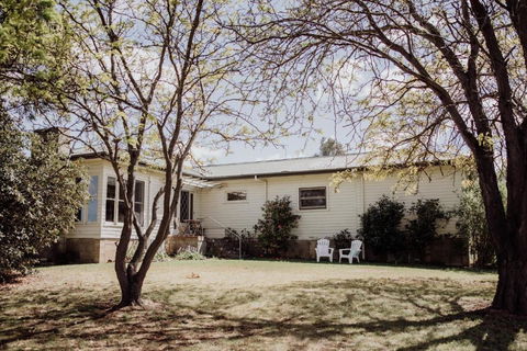 Ravenswood Farmhouse - NT Tourism 0