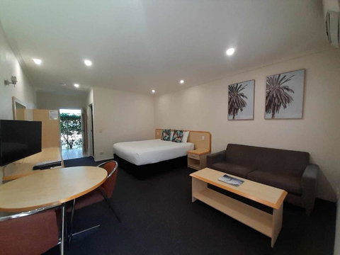 Red Bridge Motor Inn - Accommodation NT 0