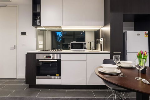 Astrina Box Hill 1 Bed Apartment - Accommodation NT 2