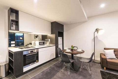 Astrina Box Hill 1 Bed Apartment - Accommodation NT 3