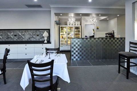 Astro Dish Motor Inn - Accommodation NT 3