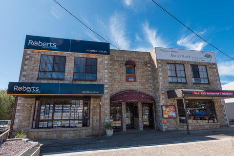 Astro Place - Accommodation NT 3