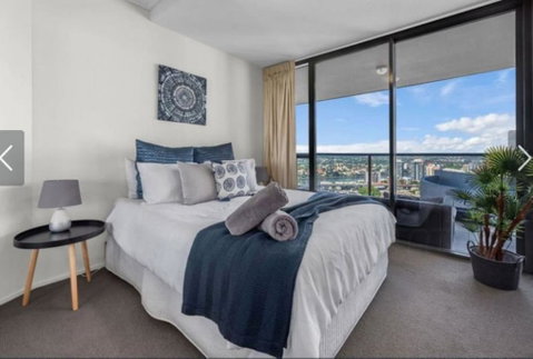 AU1 - Long Stay W Balcony RiverViews Fast WiFi - Accommodation NT 3
