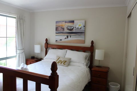 Australian Home Away Ringwood Bardia - Accommodation NT 2