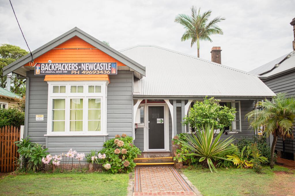 Hamilton East NSW Accommodation NT