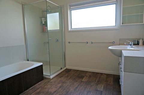 Baillieu Breeze - Accommodation NT 3