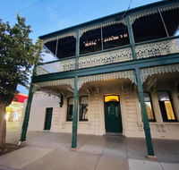 Balcony Level - Heygarth House - Port of Echuca Townhouse - Accommodation NT