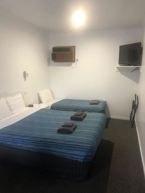 Bandicoot Motor Inn Hamilton - Accommodation NT 1