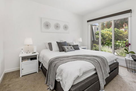 BANGALOW - MORNINGTON - Accommodation NT 2