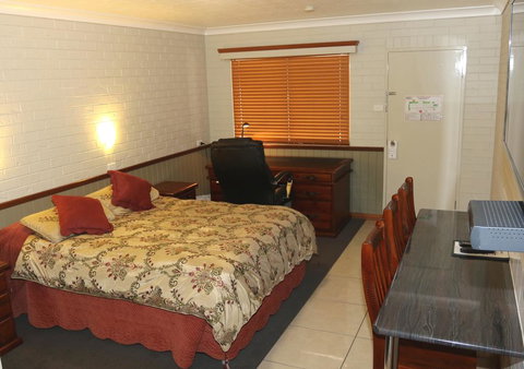 Barcaldine Country Motor Inn - Accommodation NT 2
