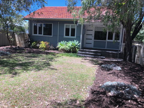 Barefoot Beach Cottage - Busselton - NT Tourism 0