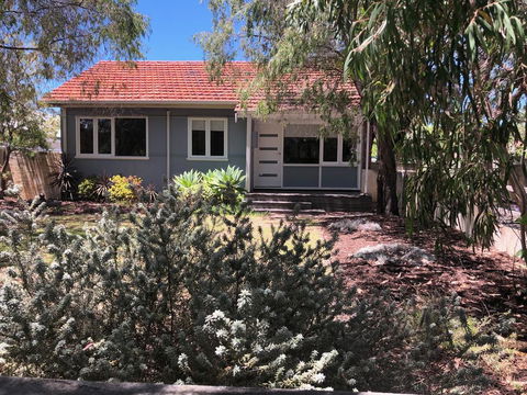 Barefoot Beach Cottage - Busselton - NT Tourism 2