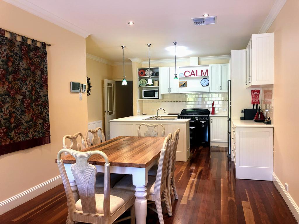Ingliston VIC Accommodation NT