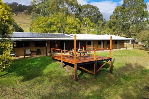 Barrington River Lodge - NT Tourism 0
