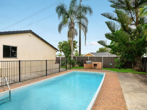 Bass House - NT Tourism 0