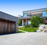 Bay Vista - Amazing Bay Views with the beach at your doorstop - Accommodation NT