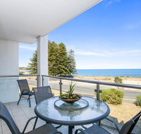 Bayline Beachfront Apartment no 4 - Accommodation NT