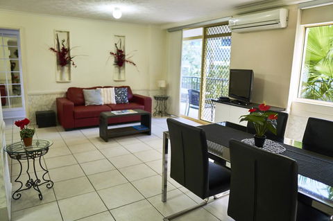 Bayview Beach Holiday Apartments - NT Tourism 3